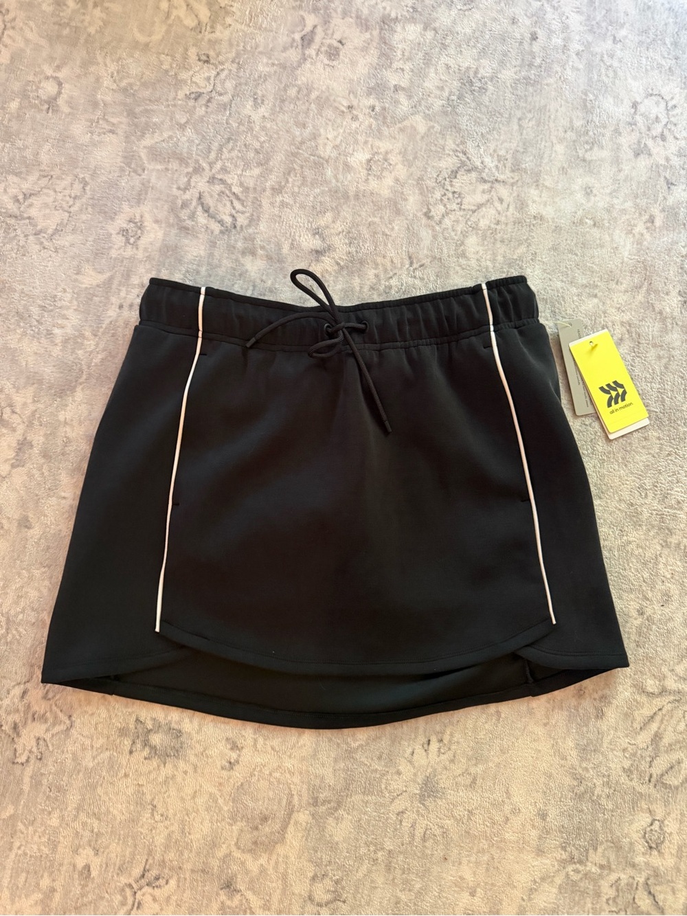 all in motion Black Mini Skort with White Piping